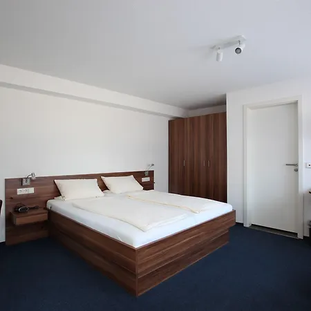 Klosterbraeustuben מלון